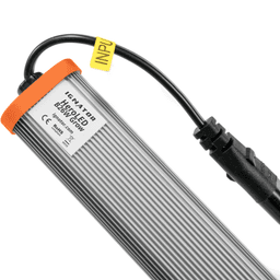 Ignator HeroLED B26W Crecimiento 6600K (3)